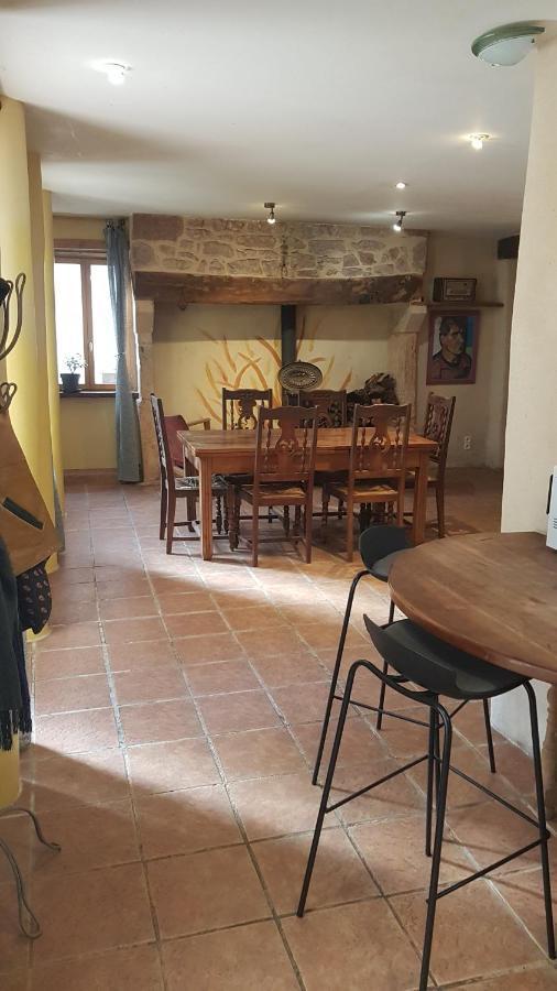 maison isolée dans les vignes et les bois Valady Extérieur photo