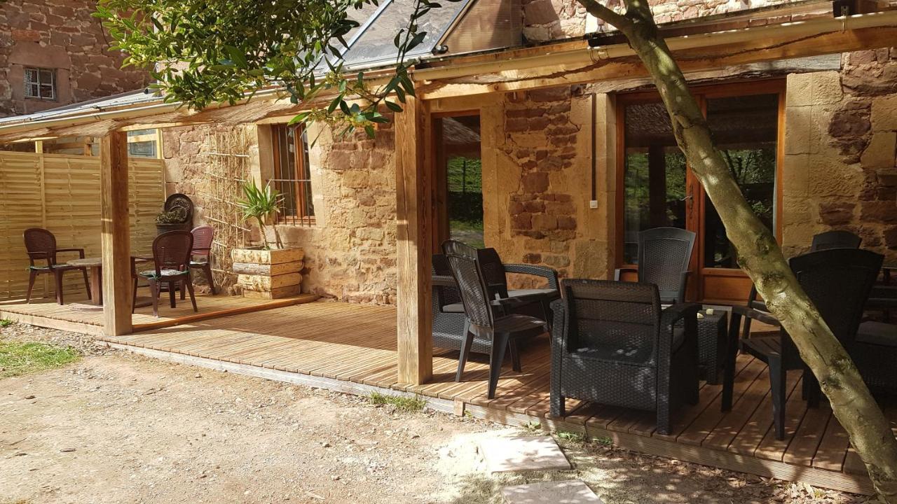 maison isolée dans les vignes et les bois Valady Extérieur photo