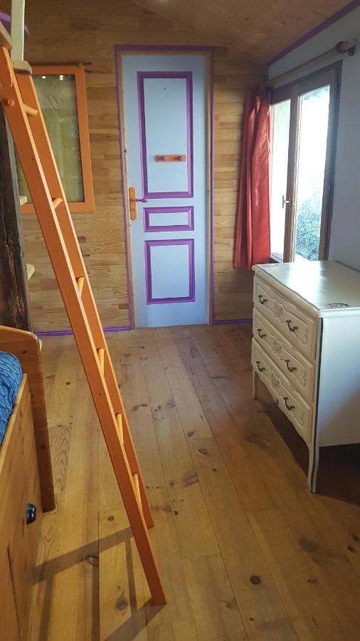 maison isolée dans les vignes et les bois Valady Extérieur photo